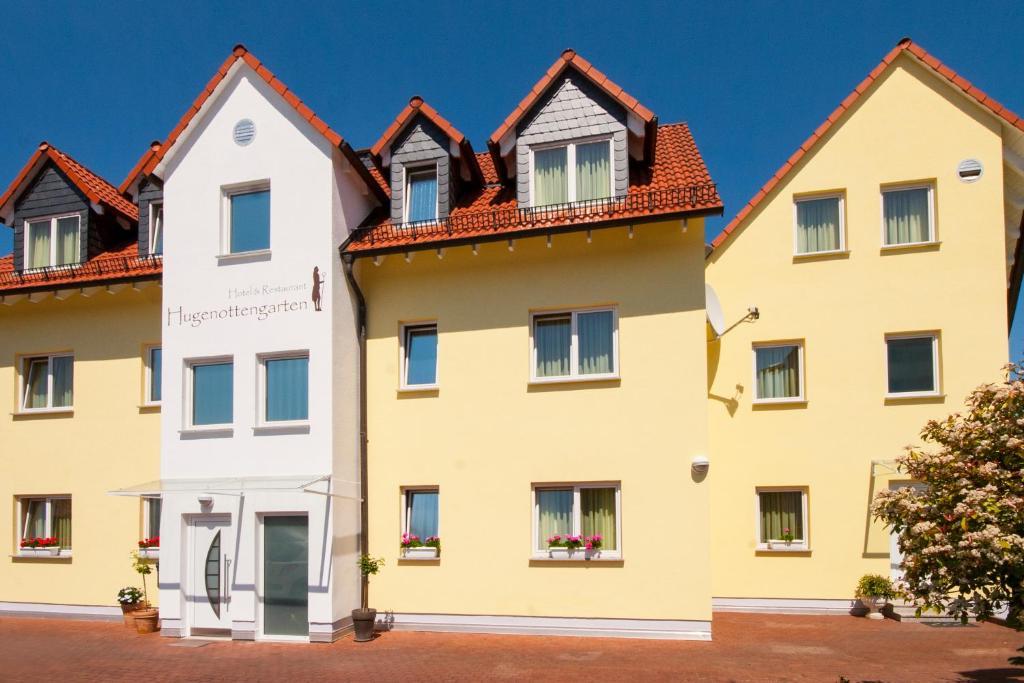 Hotel&Restaurant Hugenottengarten Friedrichsdorf Exteriör bild